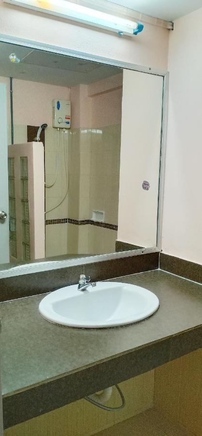 Banyan Resort Bangsaen Екстер'єр фото