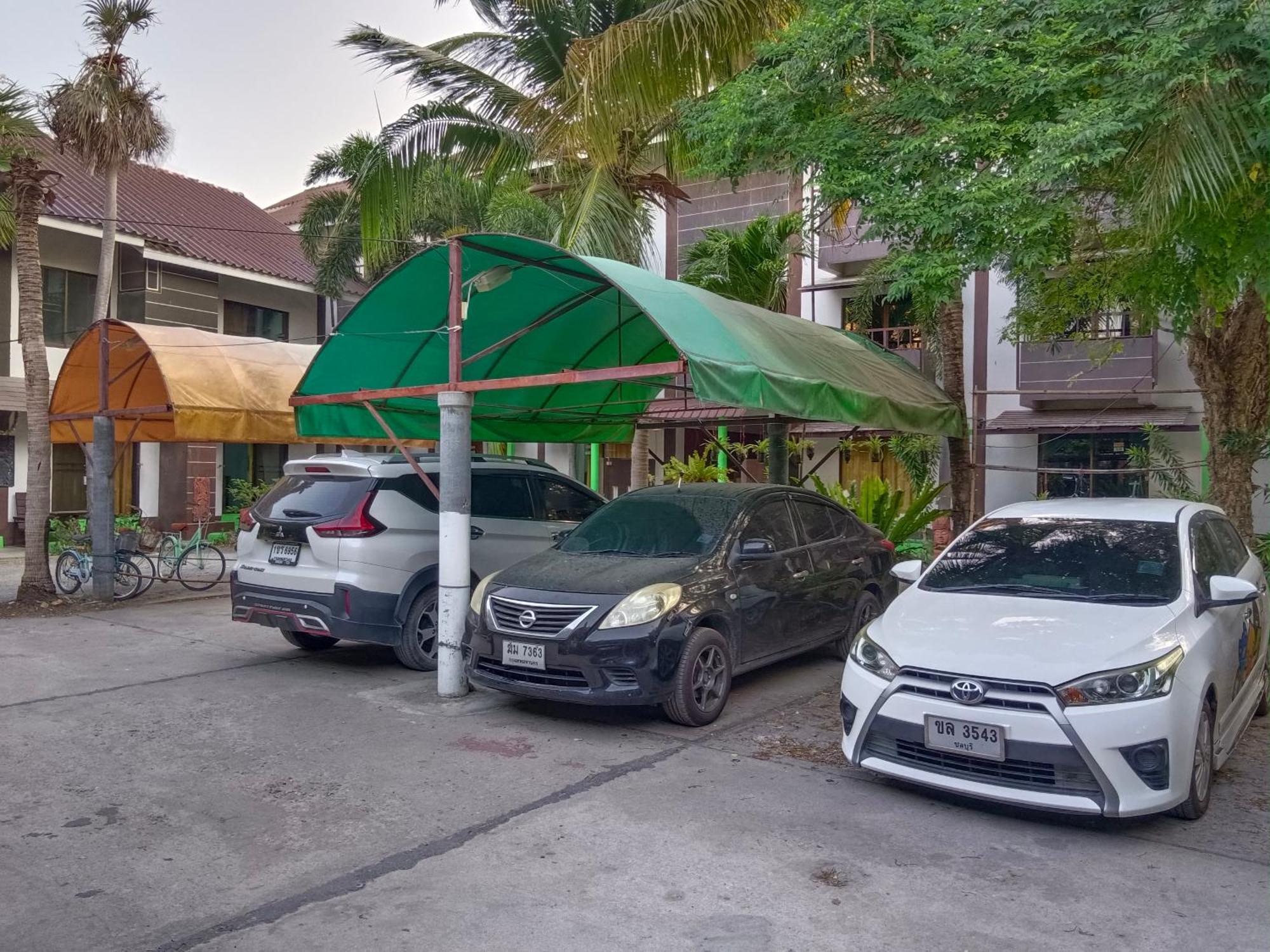 Banyan Resort Bangsaen Екстер'єр фото